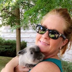 Meet your Posher, Cindy